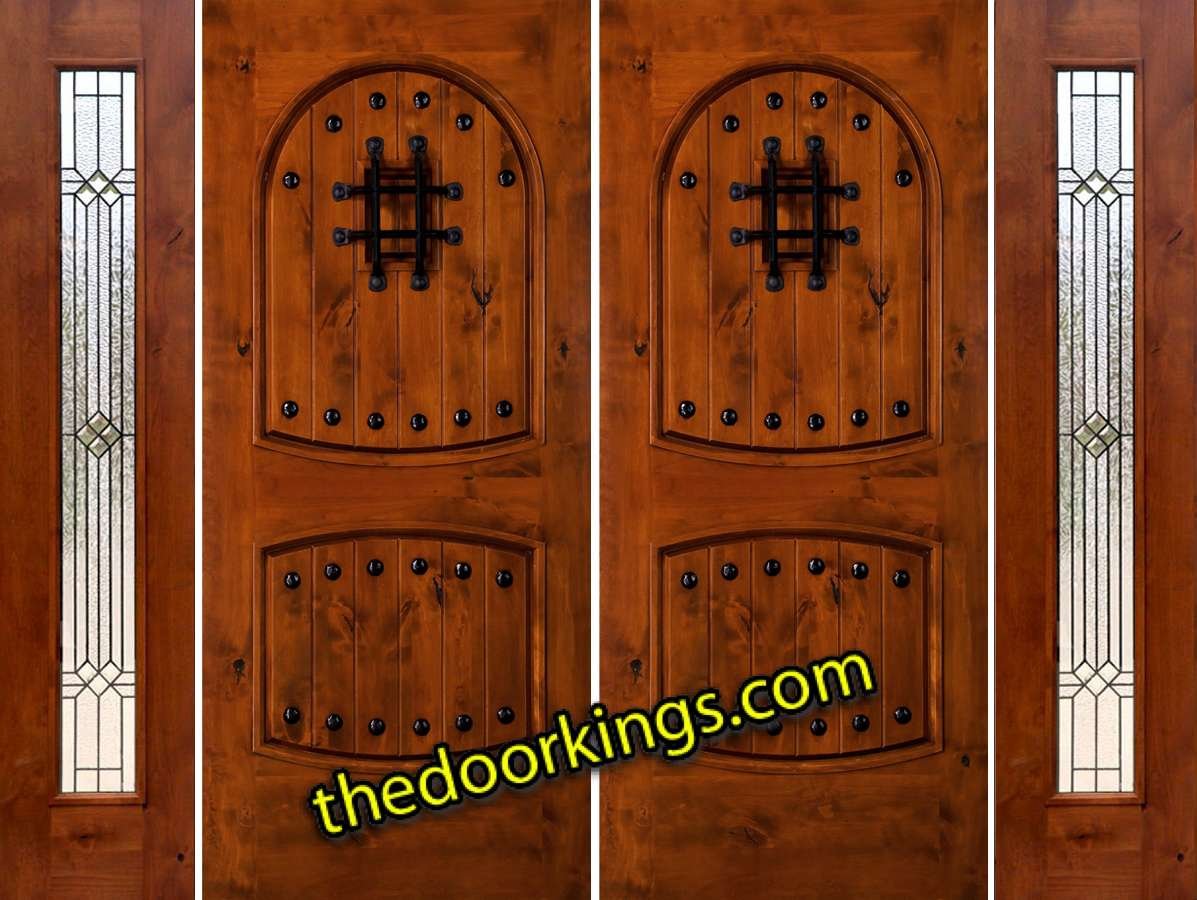 sw01 knotty alder double door with two builder patina sidelites